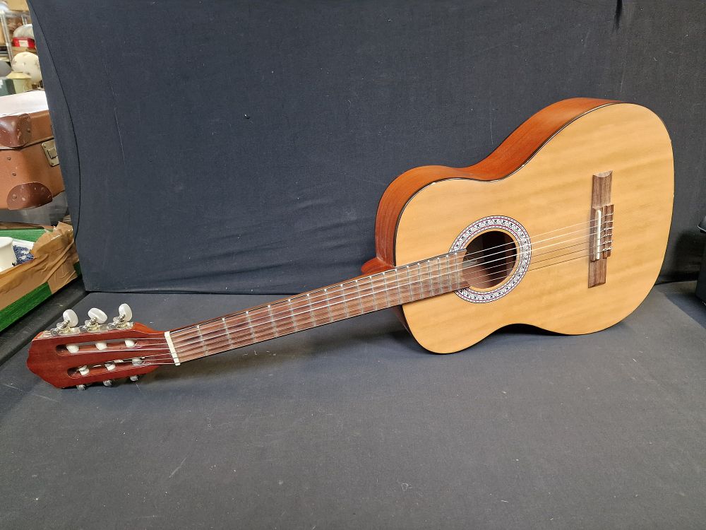 Lot 324: Jose Ferrer Acoustic Guitar COLLECTION ONLY
