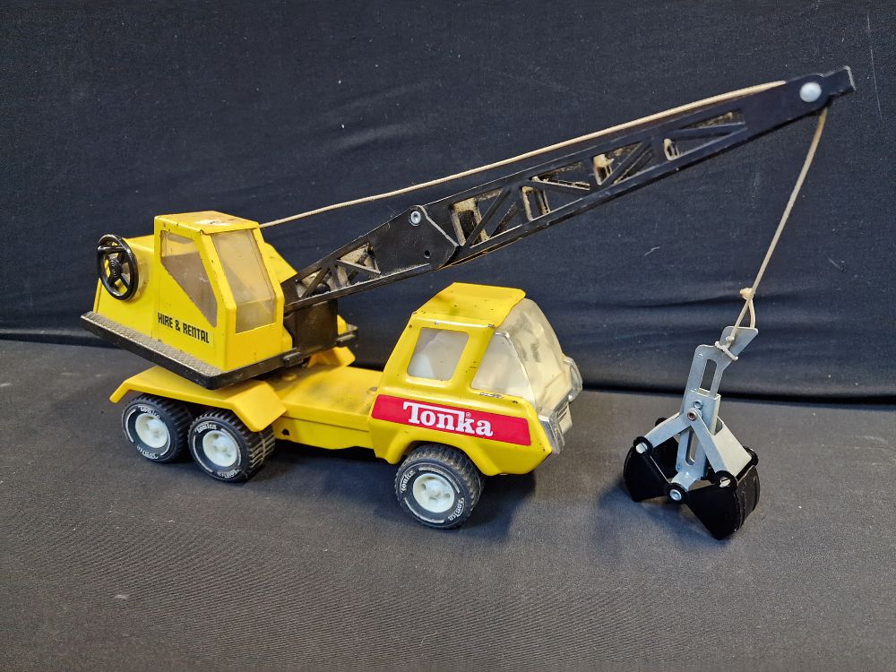 Lot 382: Vintage Tonka Crane Truck