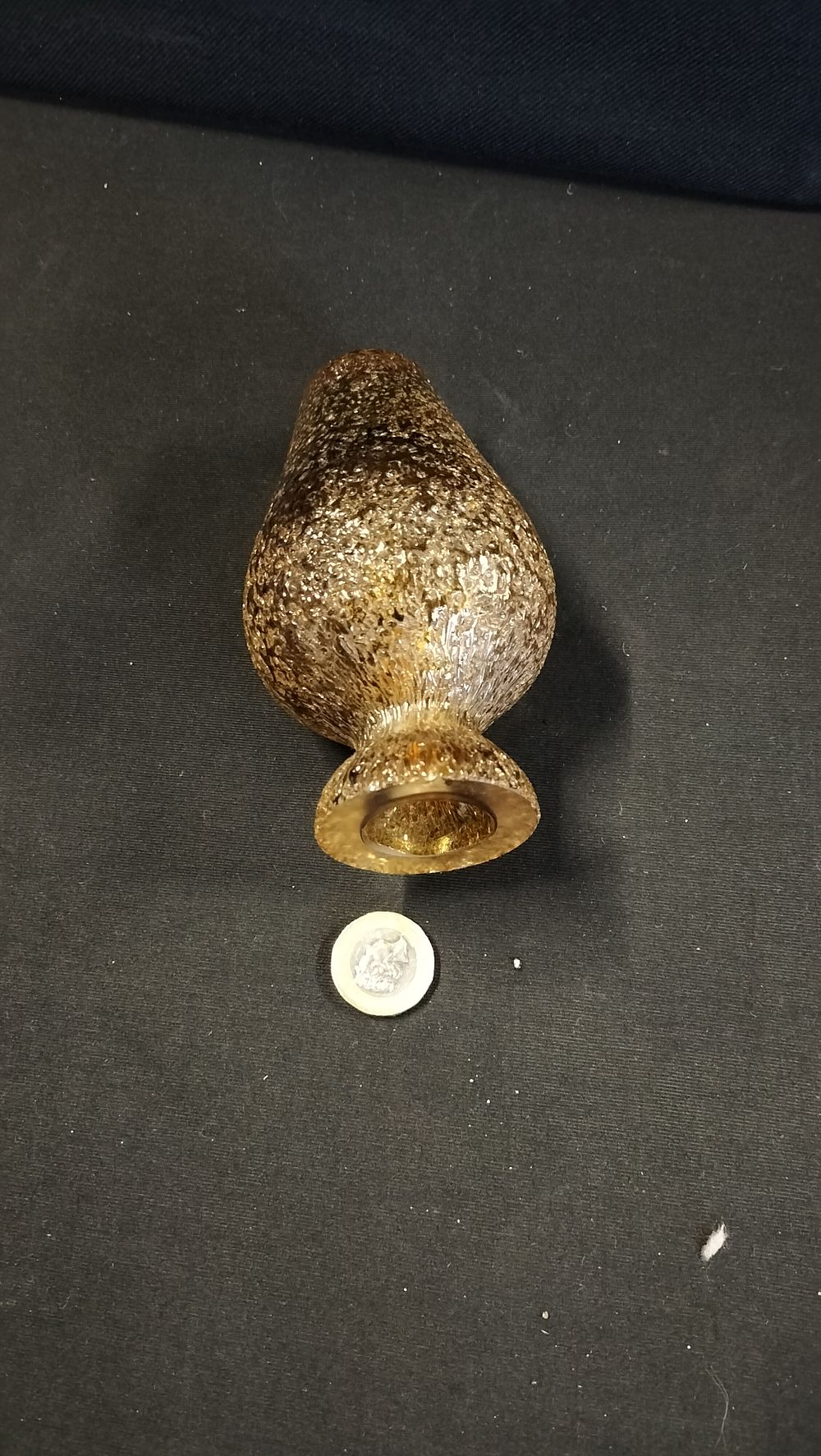 Lot 596: Vintage Glass Snip Amber 