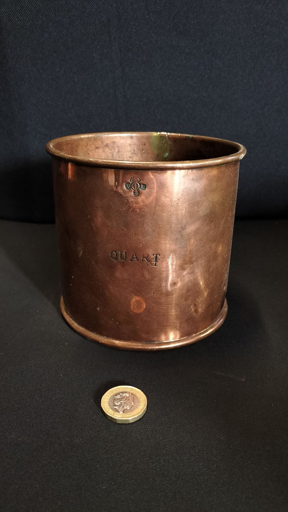 Lot 604: vintage Copper Quart Measuring Cup