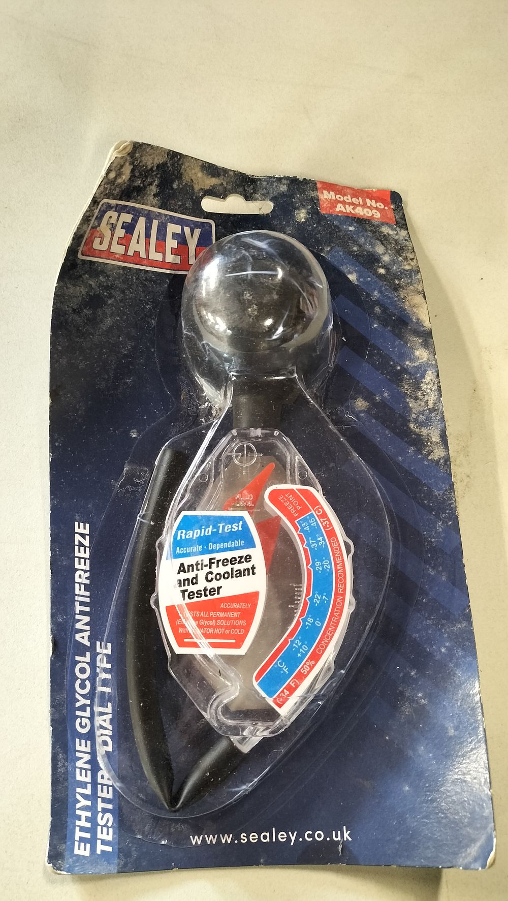 Lot 624: Sealed. Sealey Anti-Freeze and Coolant Tester