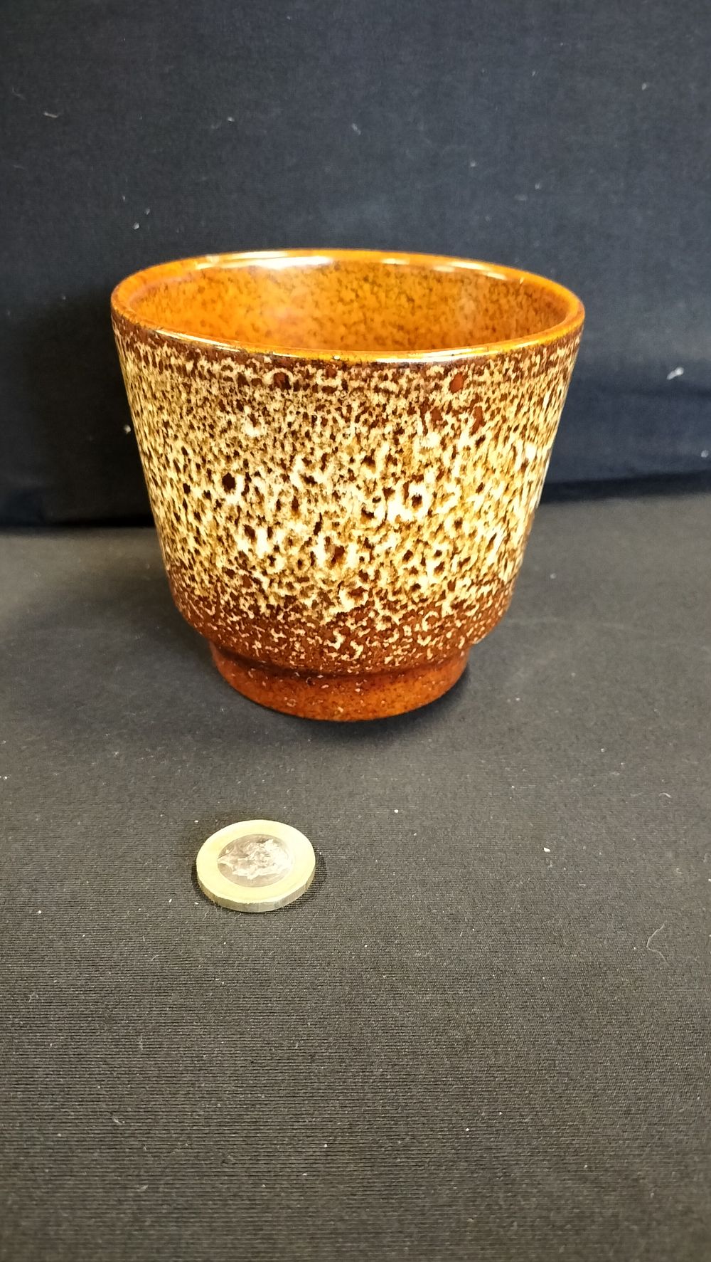 Lot 690: Salt glazed sugar bowl