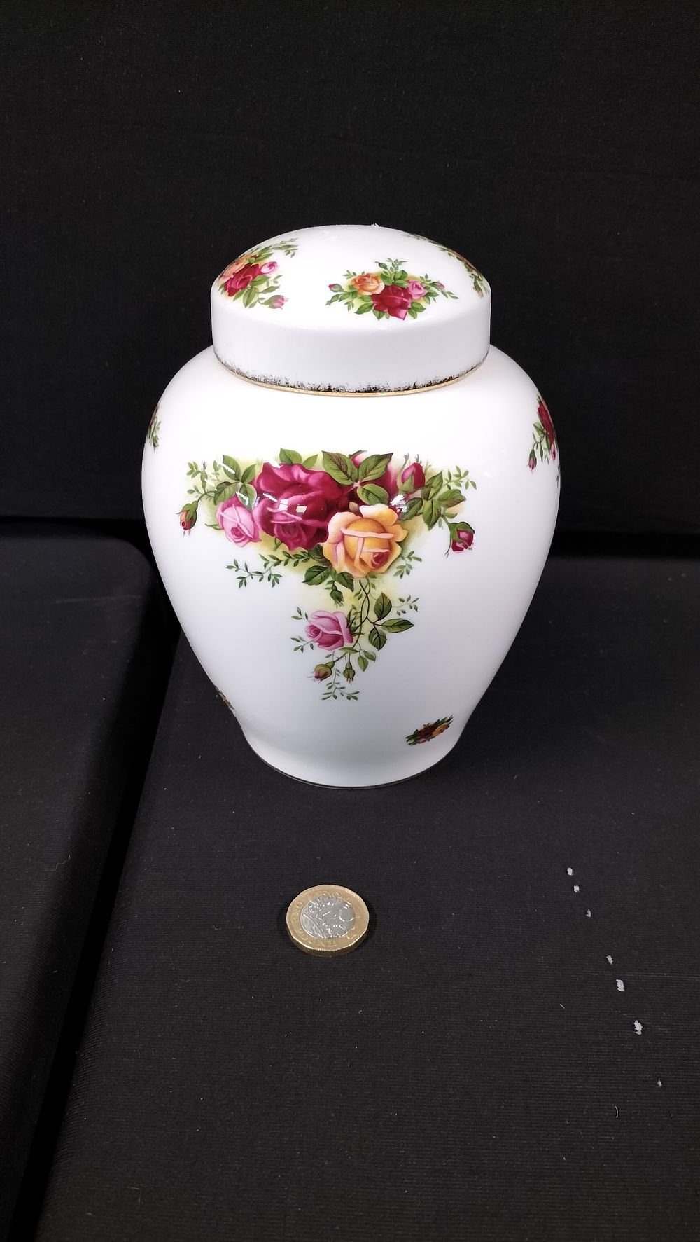 Lot 152: Royal Albert Old Country Roses Ginger Jar 
