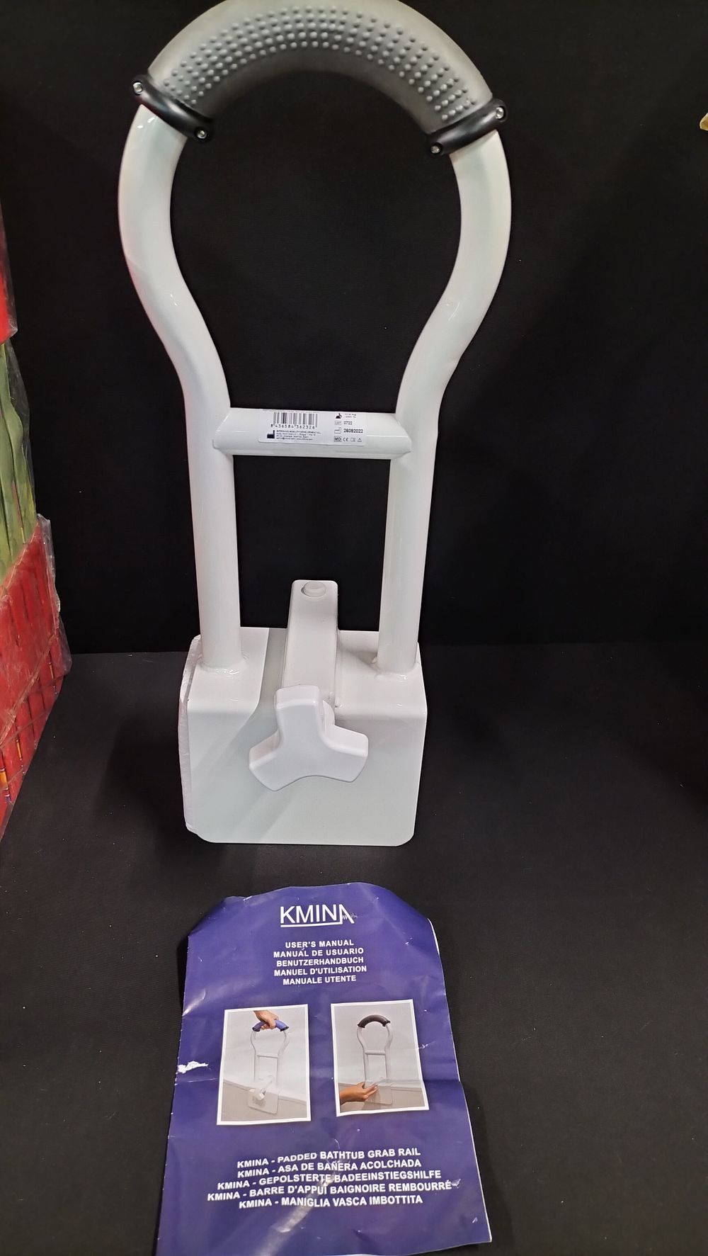 Lot 186: Brand New Kmina padded Bathtub Grab Rail 