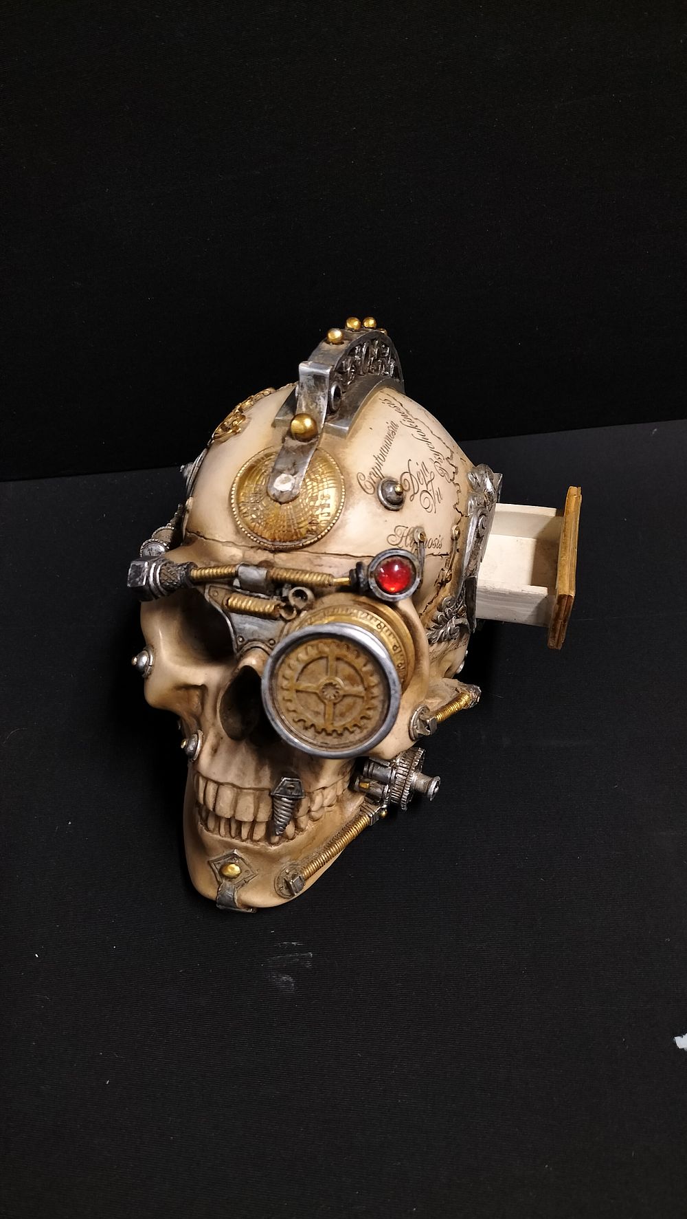 Lot 190: Alchemy Vault Poly Resin Steam Punk Skull with...