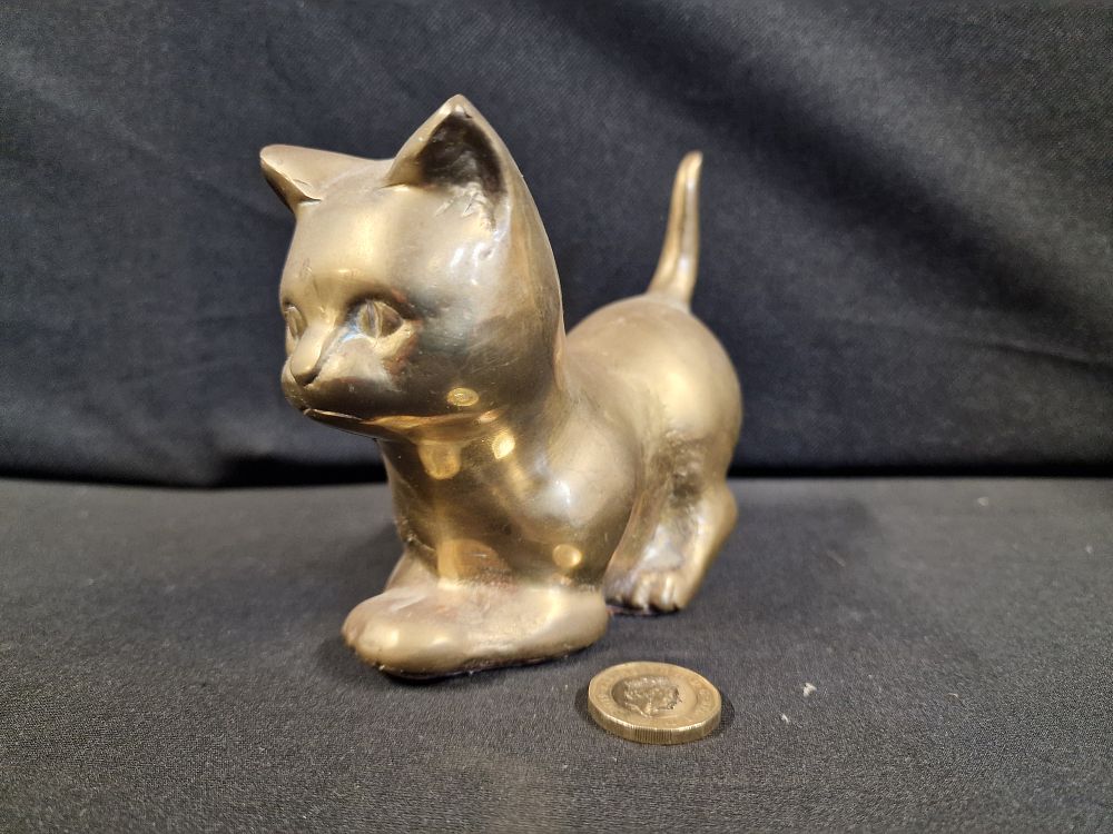 Lot 178: Vintage Solid Brass Cat