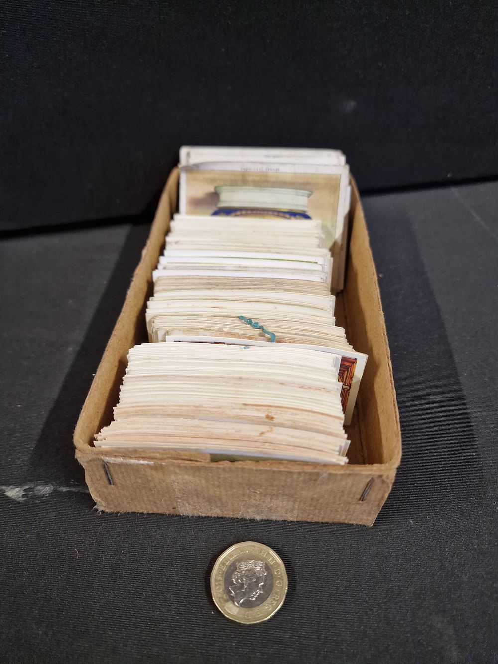 Lot 206: Selection of Vintage Collectable Cigarette Cards