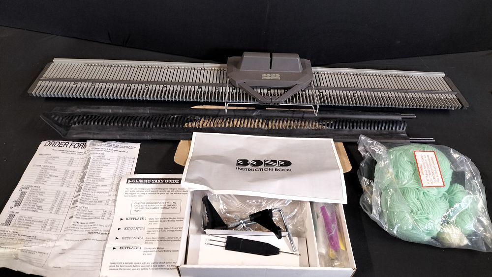 Lot 239: Boxed Bond Manual Knitting machine 