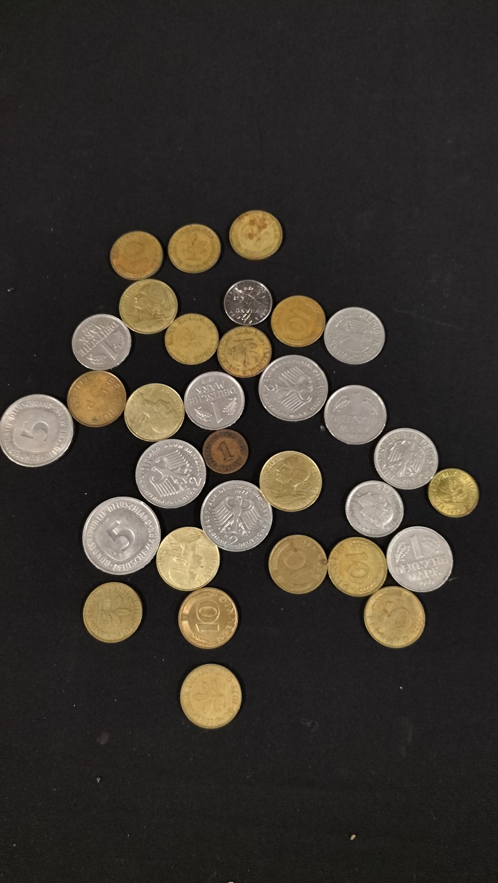 Lot 256: Selection of Vintage Coins from Various Locations 