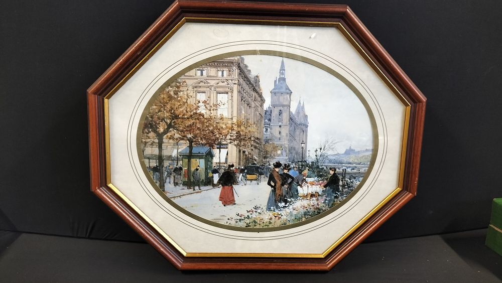 Lot 259: Framed Hexagonal Picture 
