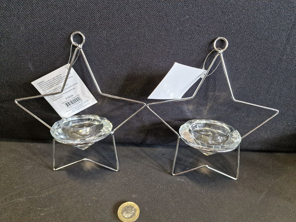 Lot 589: Pair of Crystal Glass Hanging Star T-Light Holders