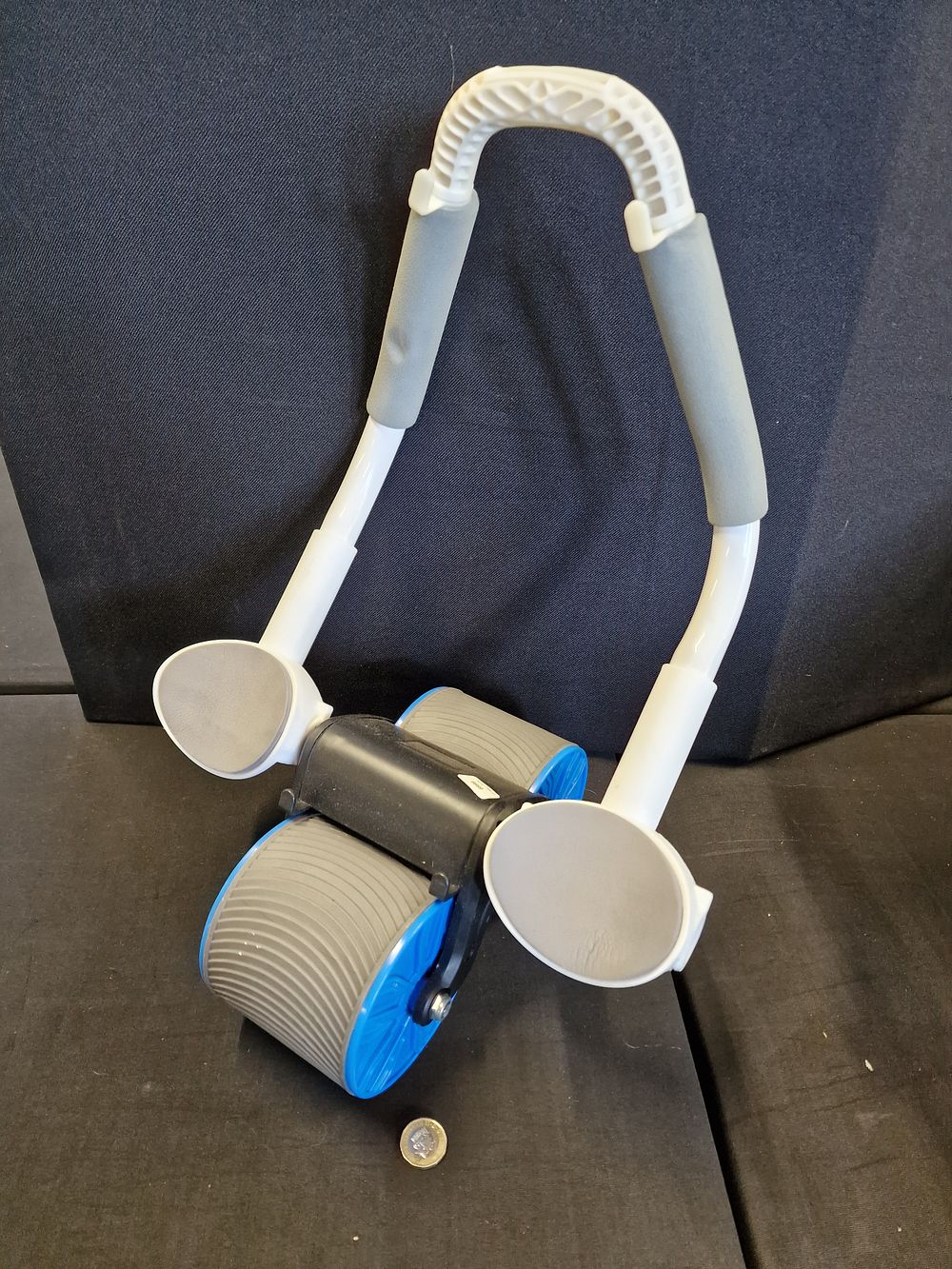Lot 604: Abdominal Excerciser