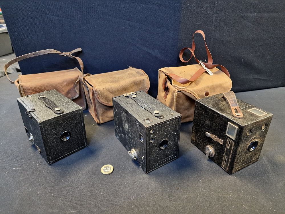 Lot 620: Three Vintage Cameras