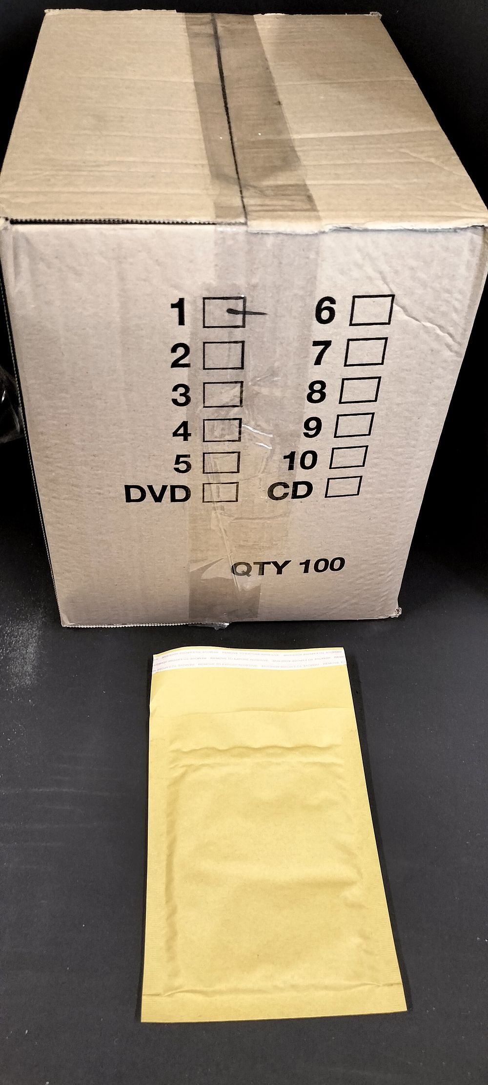 Lot 719: full box of 100 size 1. 17.5 x...