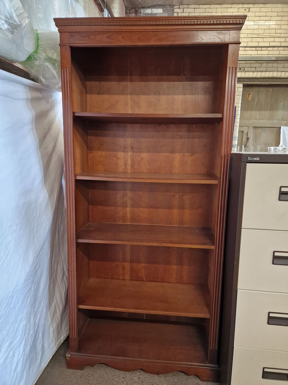 Lot 662: 5 Tier Wooden Shelving Unit COLLECTION ONLY. Approx 194h x 92w x 38d cm