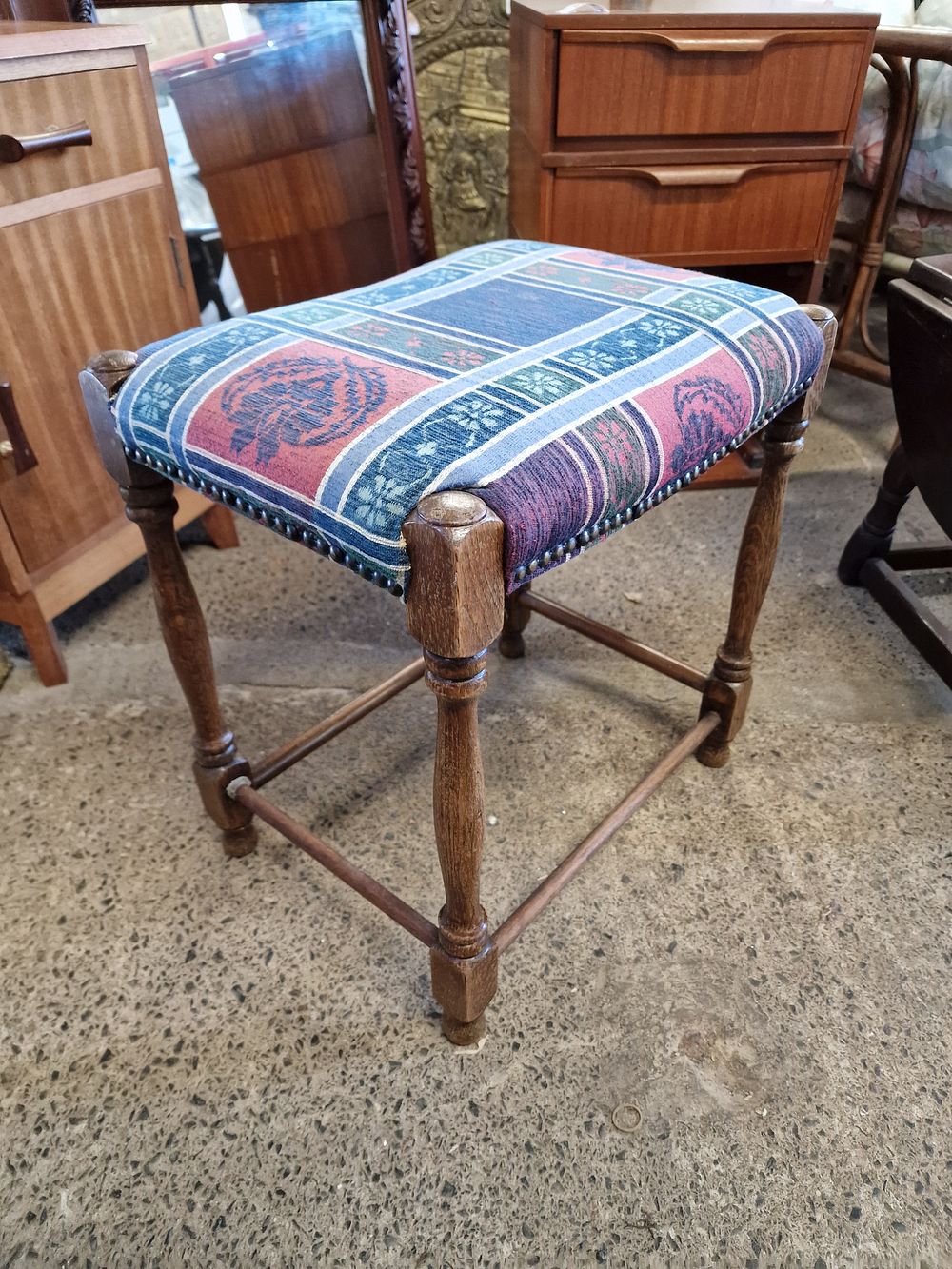Lot 688: Small Stool COLLECTION ONLY