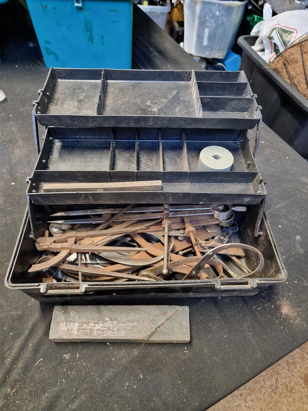 Lot 218: Small Toolbox Containing Inside and Outside Calipers
