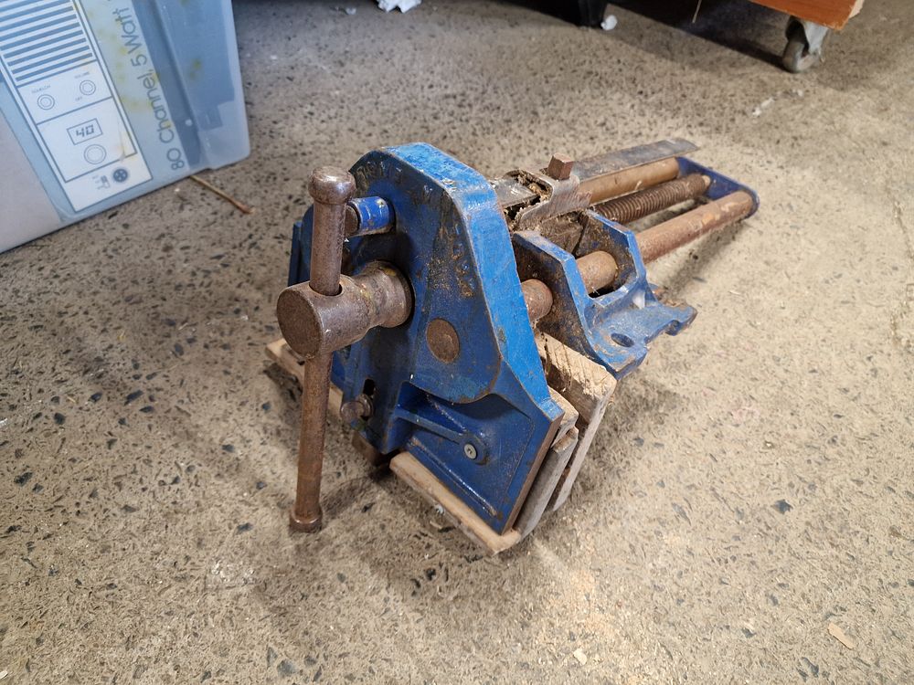 Lot 219: Record No.52½ Heavy Duty Woodworkers Bench Vice COLLECTION...