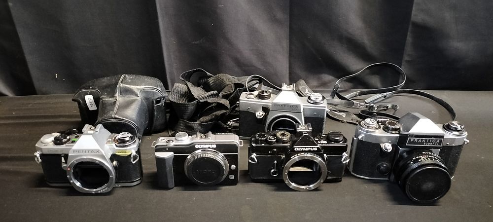 Lot 173: Selection of Various Cameras including Digital and Film....