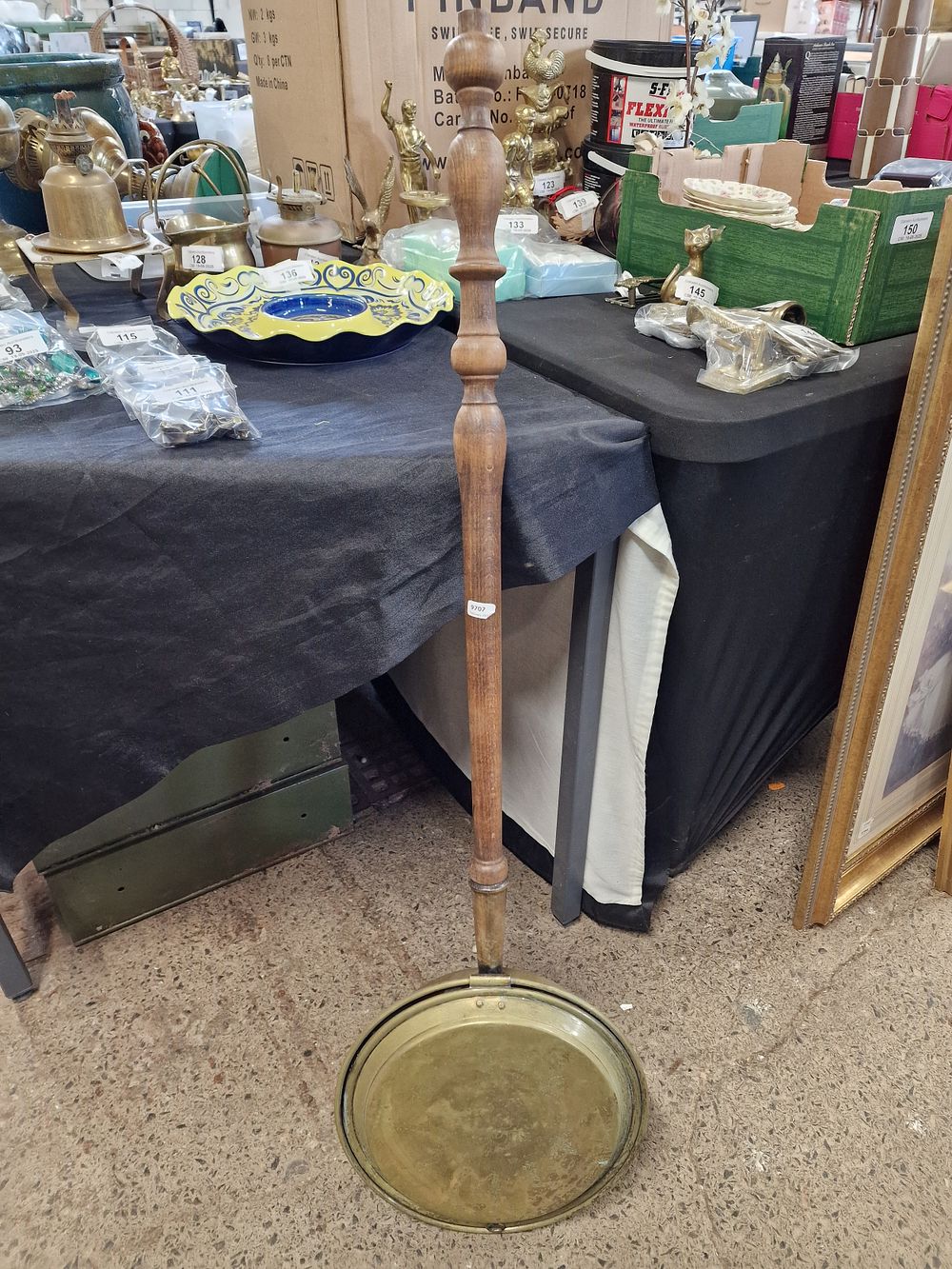 Lot 502: Vintage Brass Bed Warming Pan COLLECTION ONLY