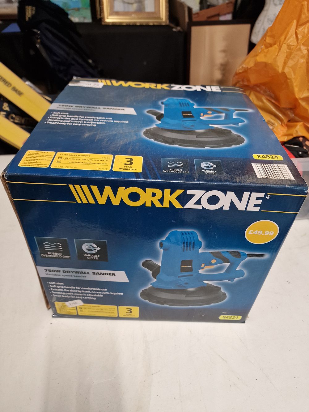 Lot 505: Workzone 750W variable speed Drywall Sander. Tested for...