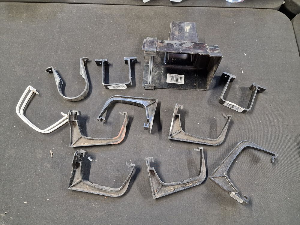 Lot 549: Rainwater Guttering Fittings