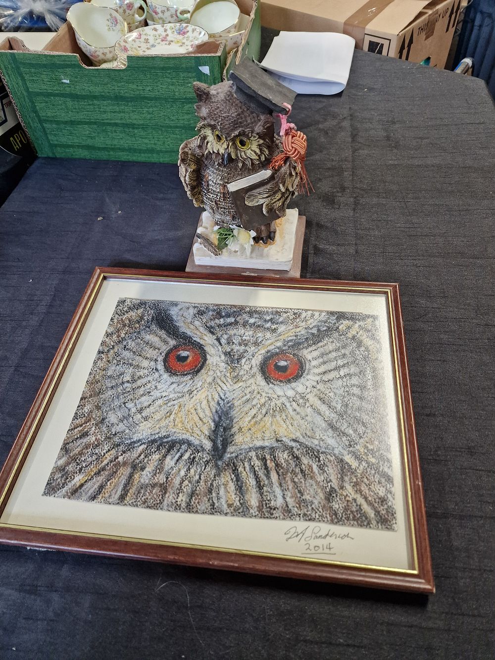Lot 607: Owl Figurine and Picture