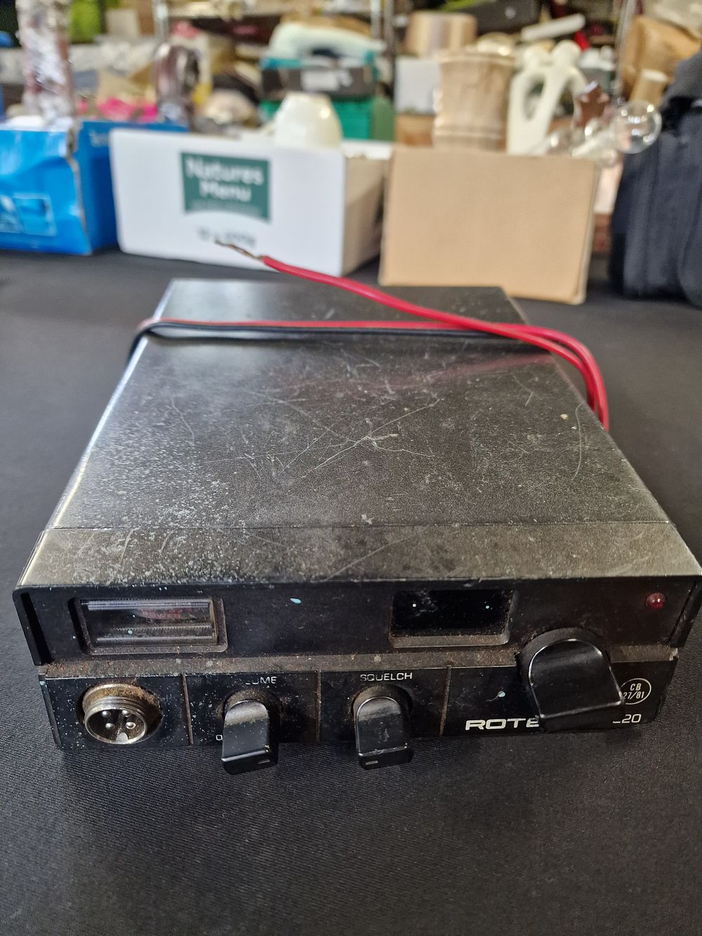 Lot 625: Vintage CB Radio Has Case Damage