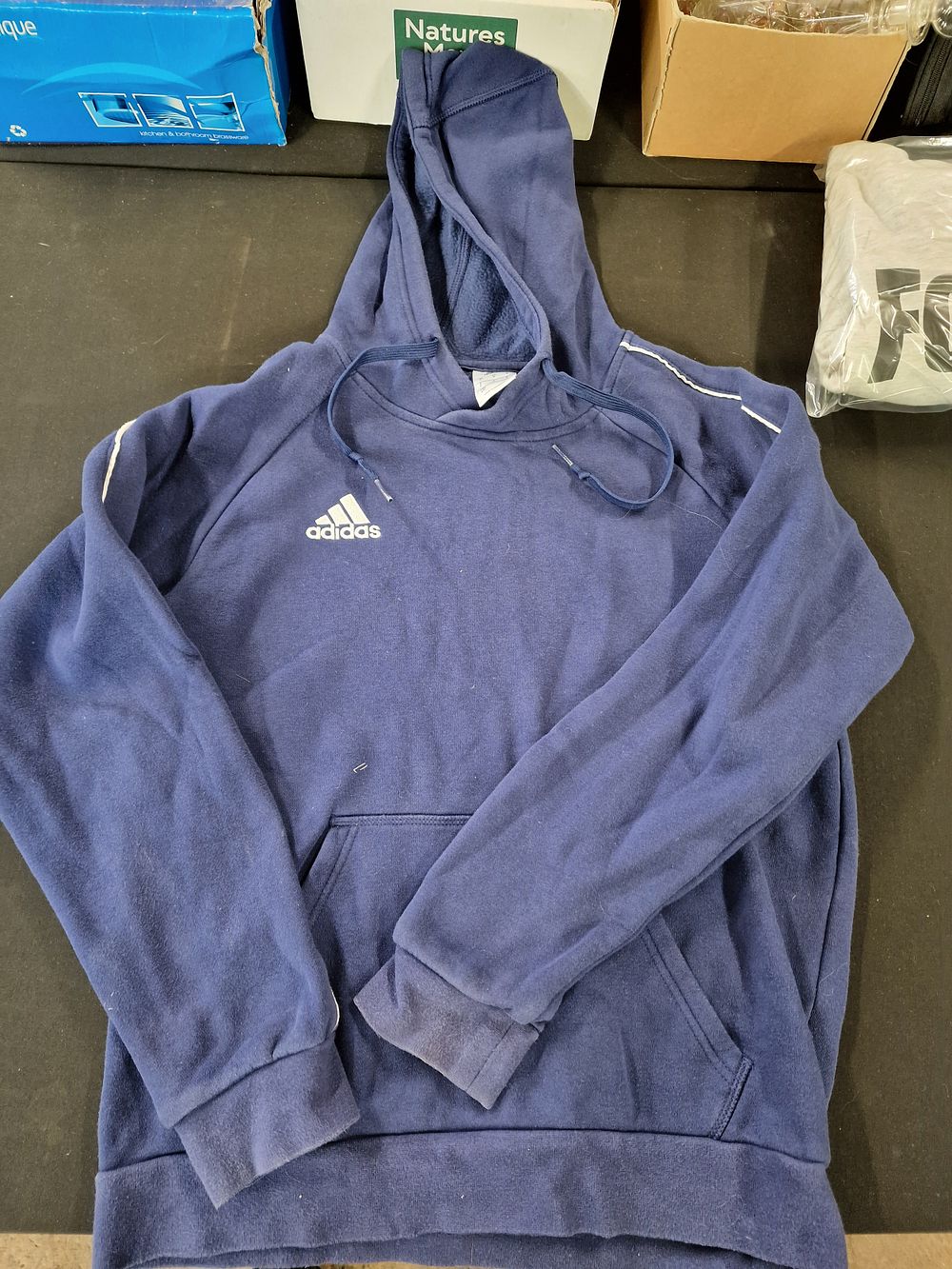 Lot 629: Addidas Hooded Sweatshirt Uk Small