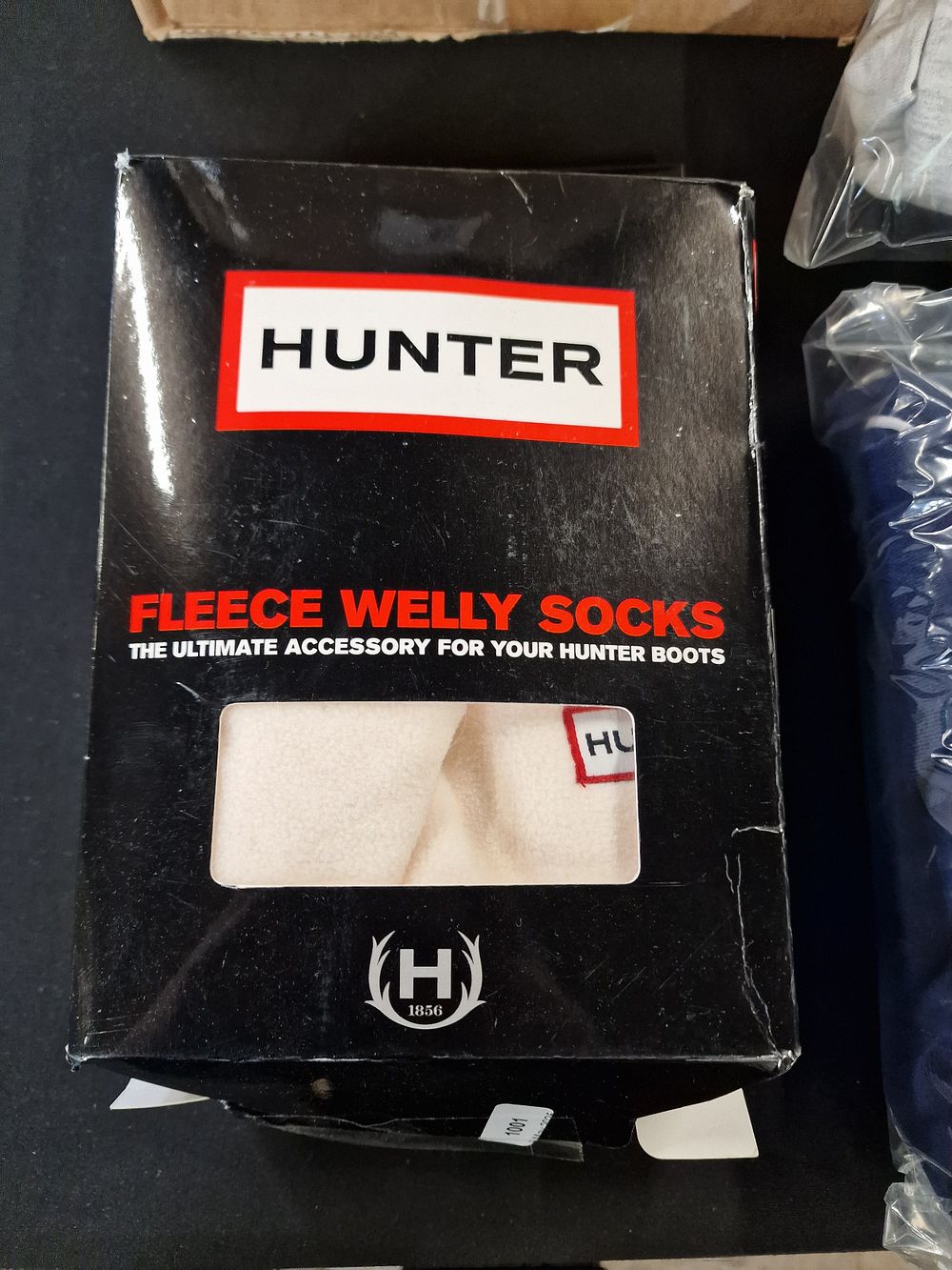 Lot 632: Hunter Fleece Welly Socks Size Medium