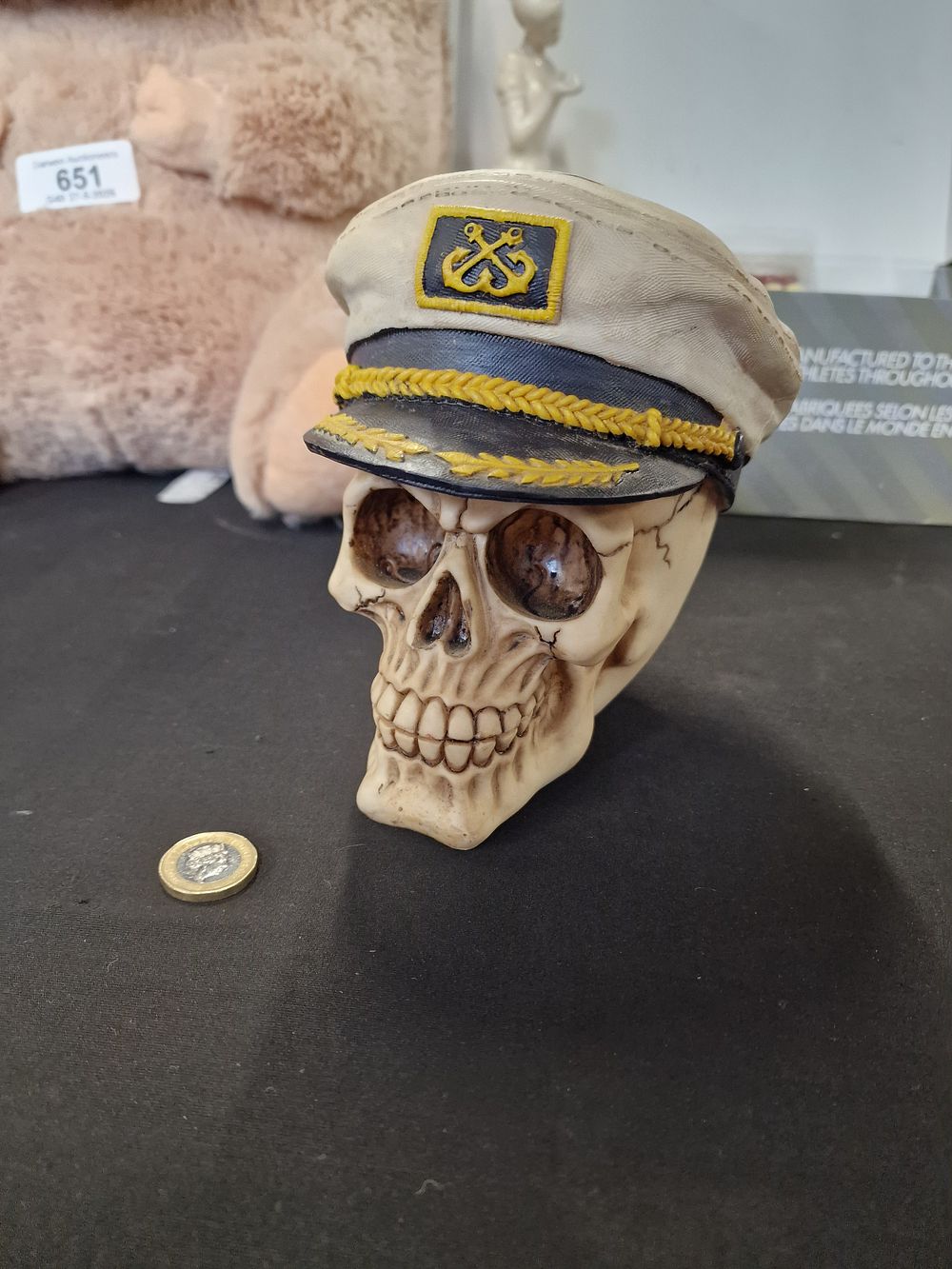 Lot 652: Captain Skull Resin Figurine