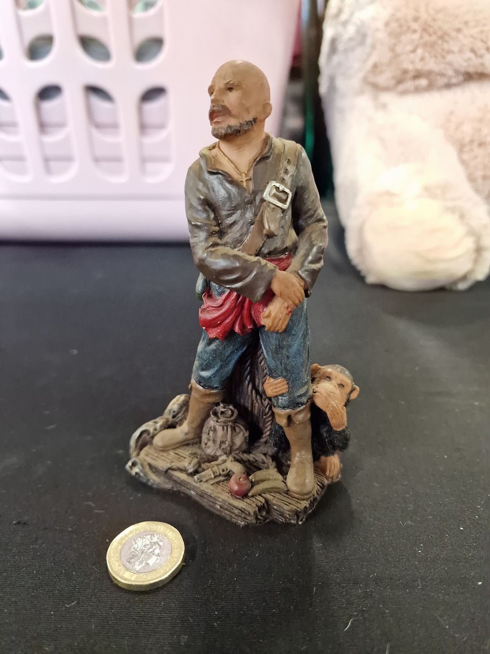Lot 660: Pirate Figurine