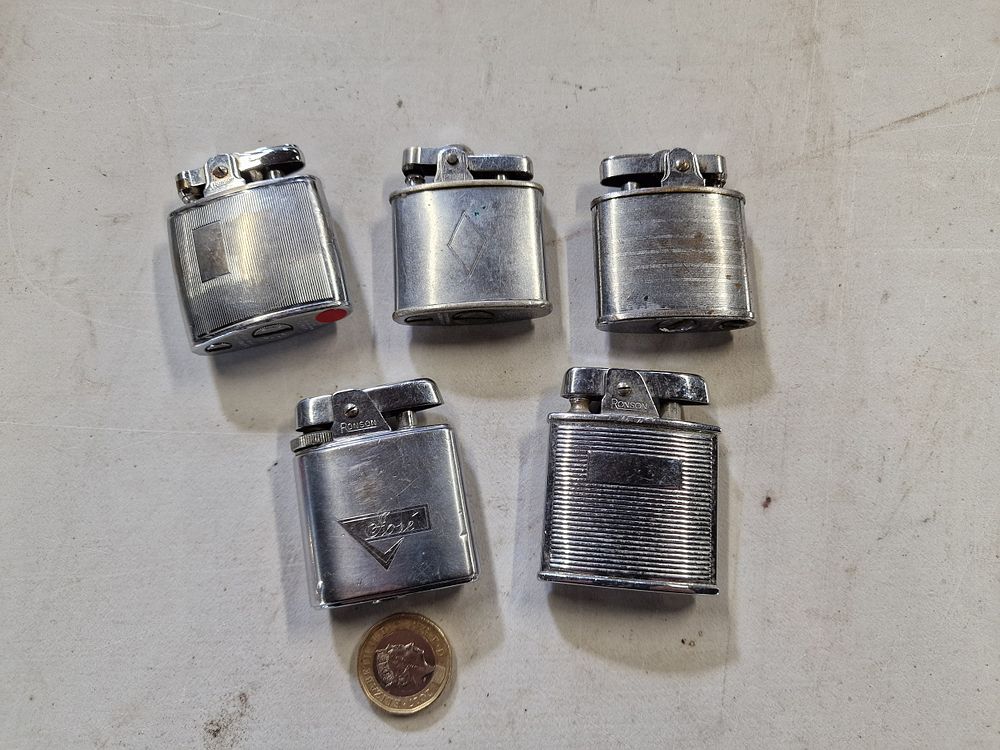 Lot 667: Selection of Vintage Lighters inc Ronson