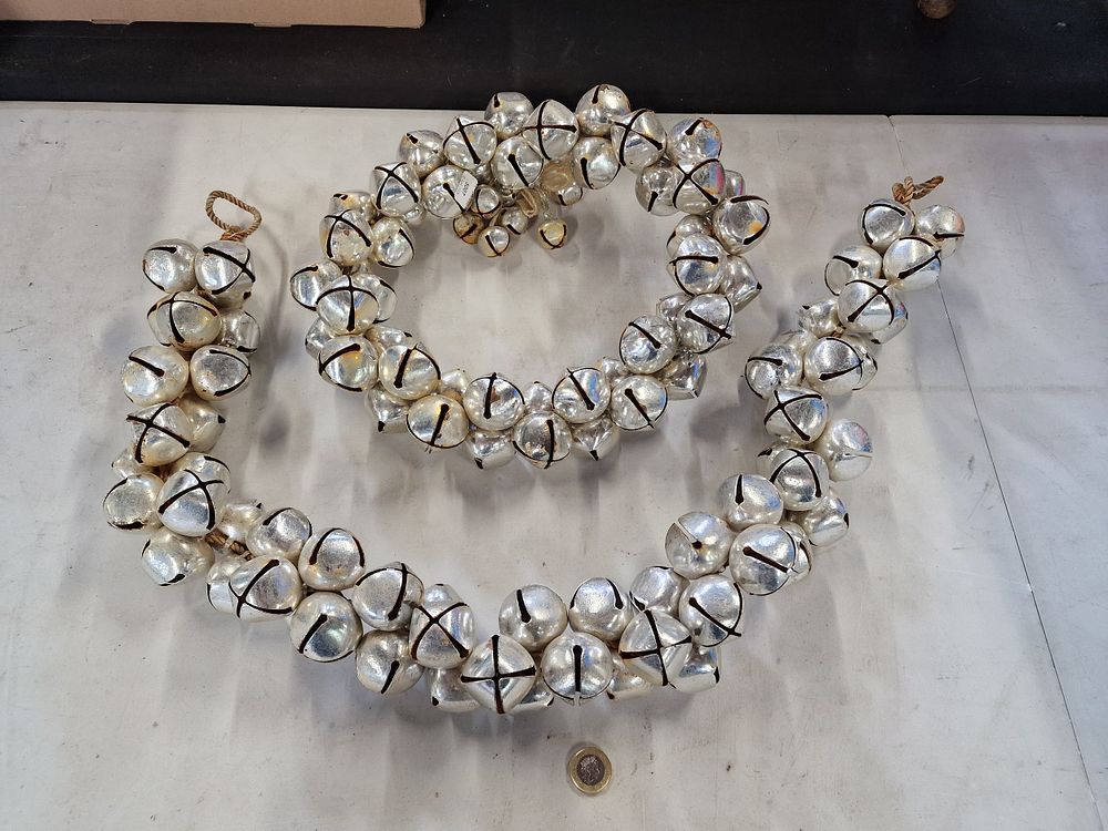 Lot 672: Christmas Jingle Bells