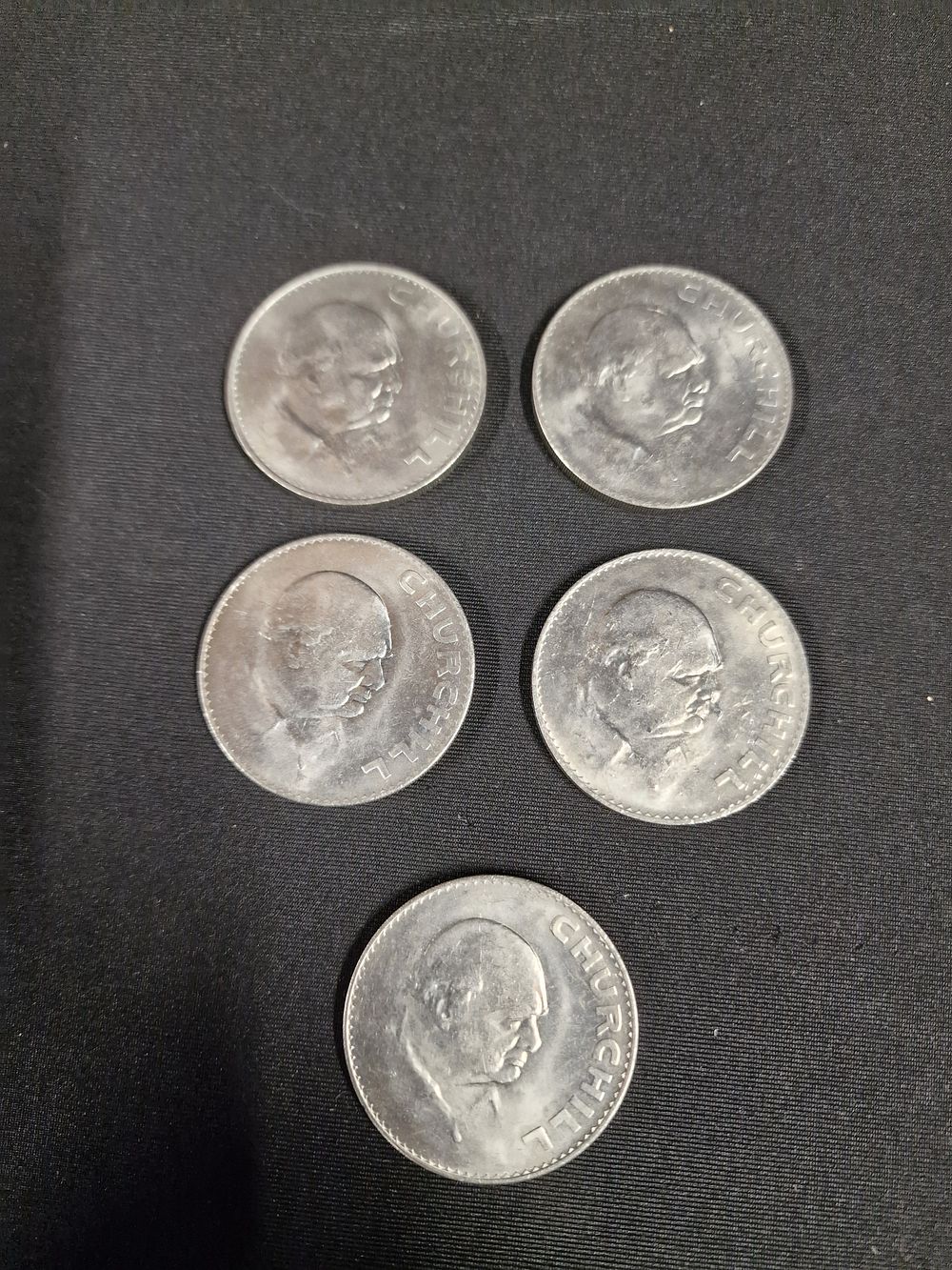 Lot 553: Five Vintage British Churchill Crown Coins