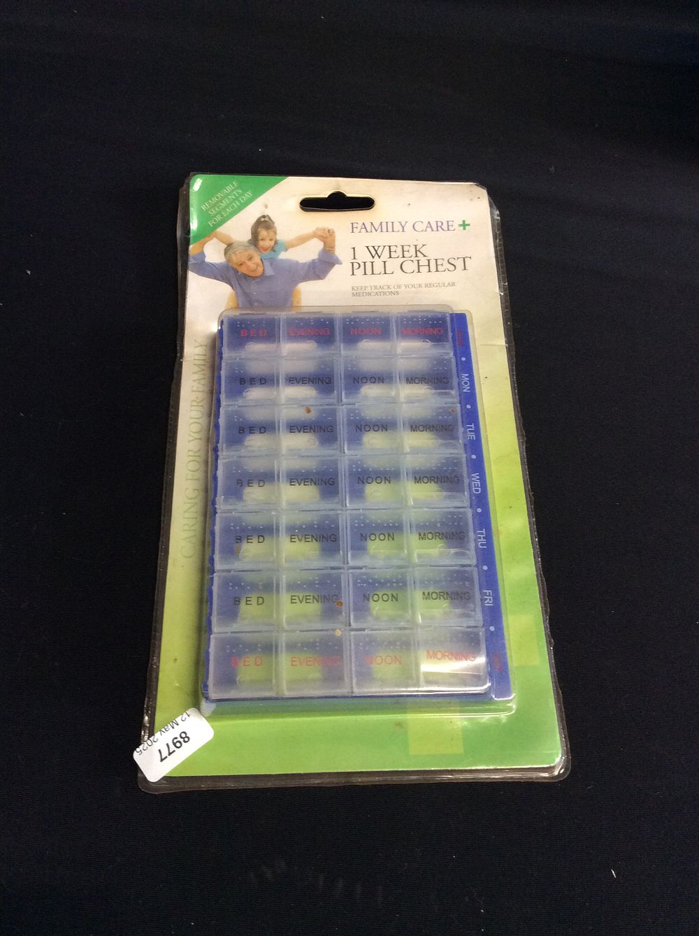 Lot 593: New Sealed 1 Week Pill Chest