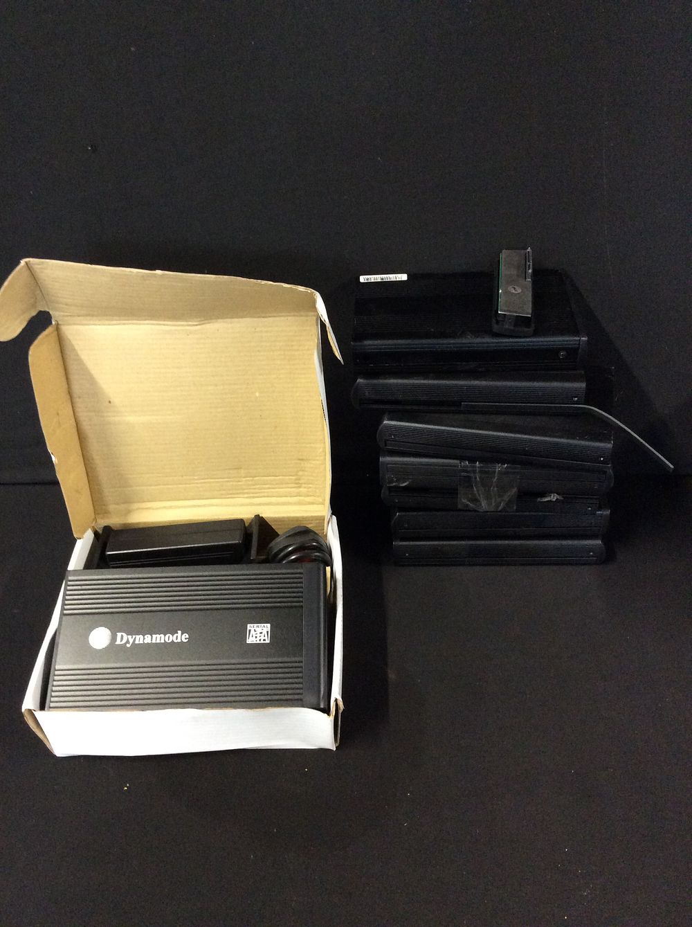 Lot 620: 8 x Customer Returns Dynamode ATA Hard Drive...