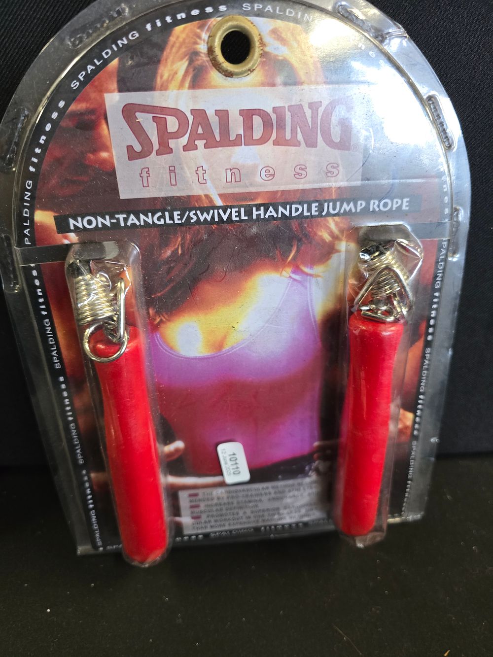 Lot 642: Spalding fitness non- tangle/swivel handled jump rope new