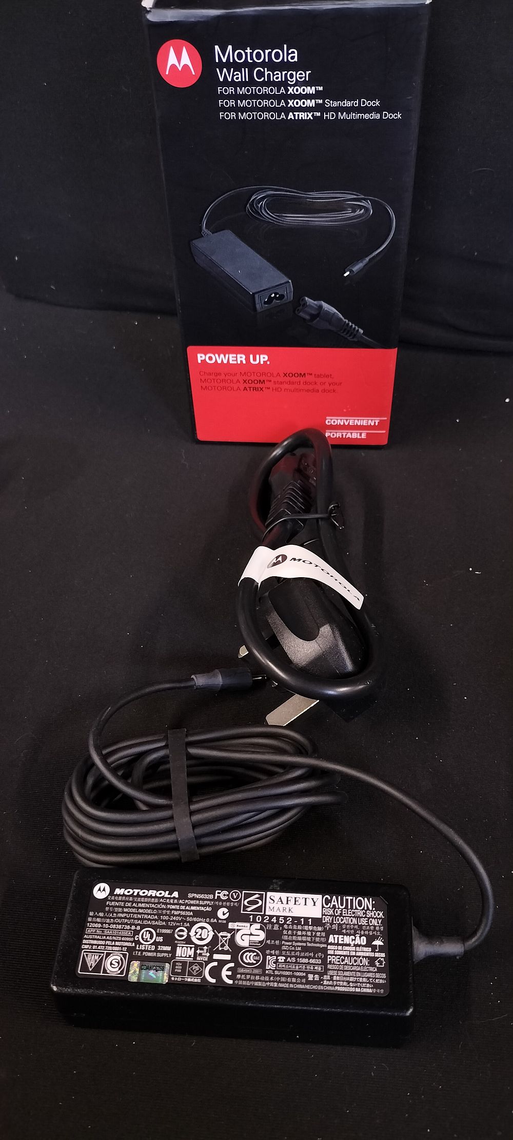 Lot 648: Motorola Wall Charger for Xoom / Xoom Standard...