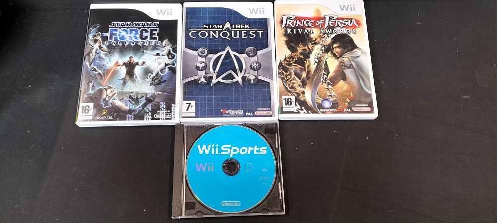 Lot 162: Four Wii Games. Star Wars The Force Unleashed,...