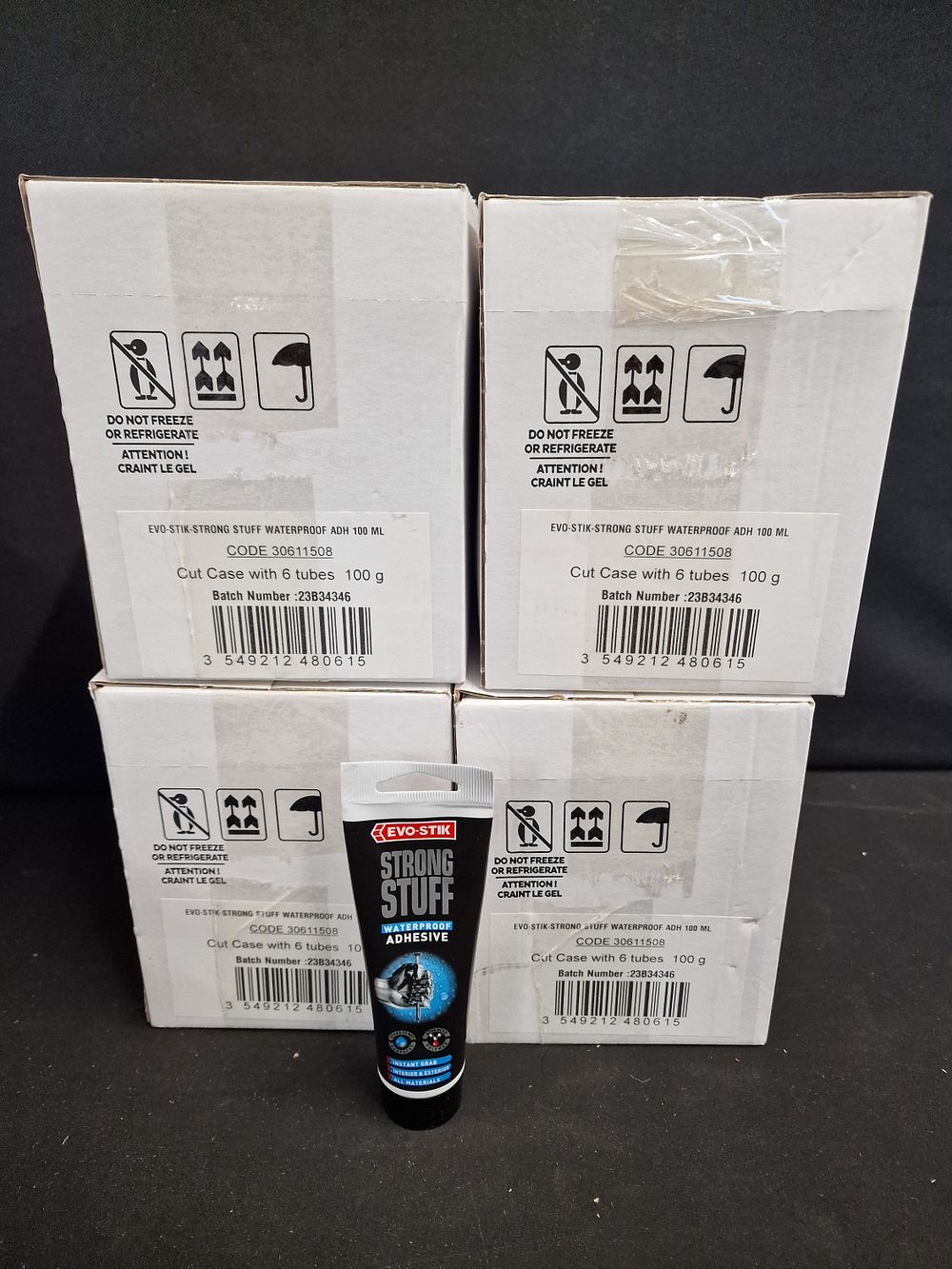 Lot 719: x24 Brand New Evo-Stik Strong Stuff Waterproof Adhesive 100g