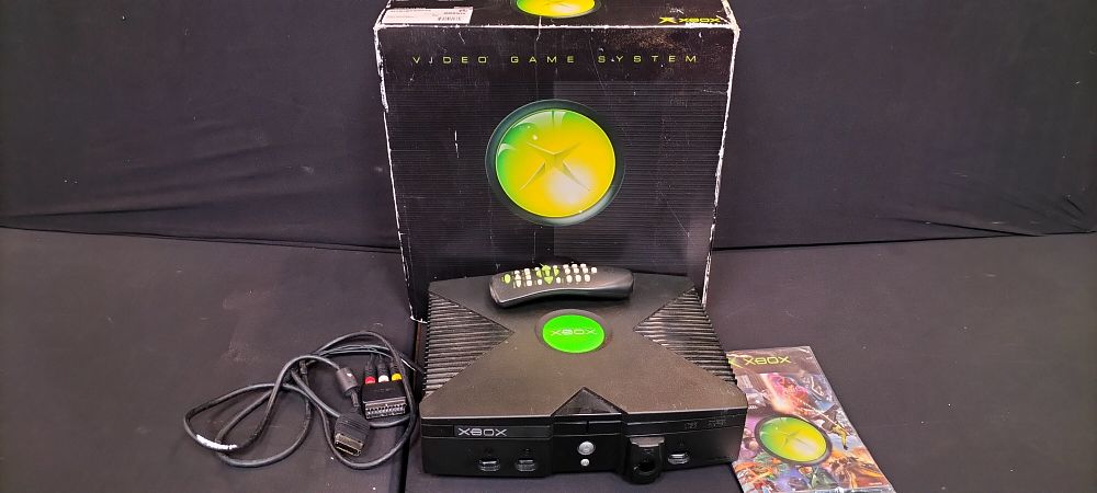 Lot 173: 2002 Original X-BOX Console with Box. And Scart...