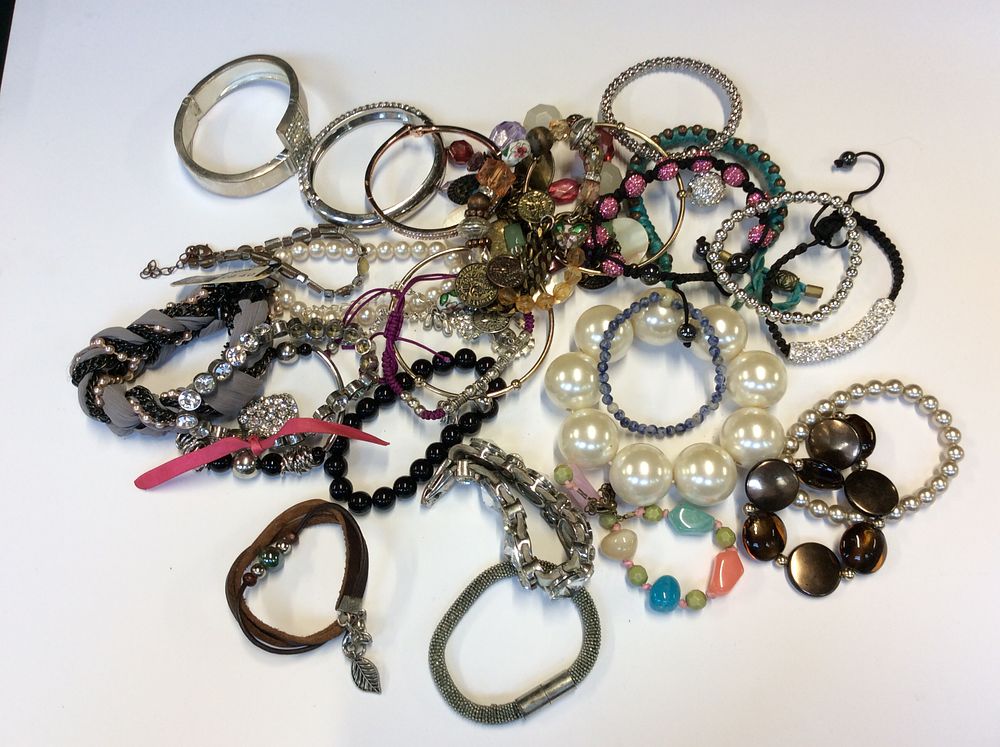 Lot 200: Selection of Costume Jewellery Bangles and Bracelets  