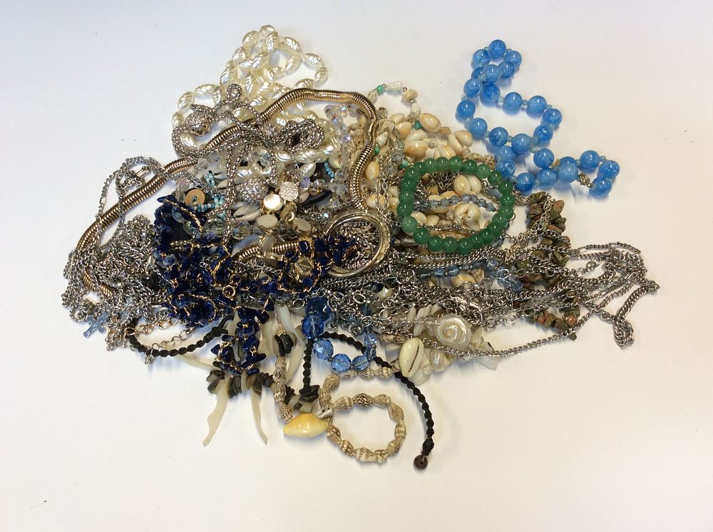 Lot 205: selection of Various Costume Jewellery