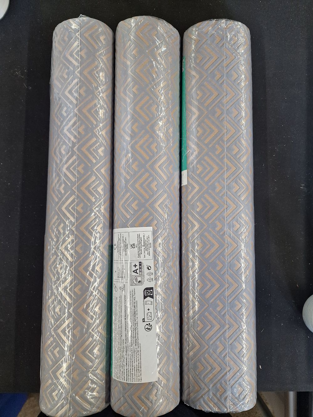 Lot 753: x3 Goodhome Ficus Textured Vinyl Wallpaper Paste the Wall