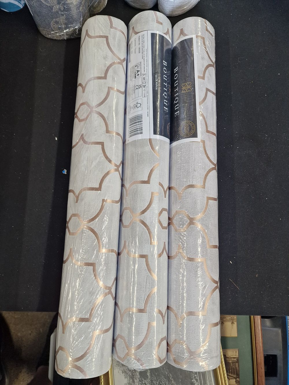 Lot 764: x3 Boutique Luxury Wallpaper Pattern No. 106309 Carmona Taupe