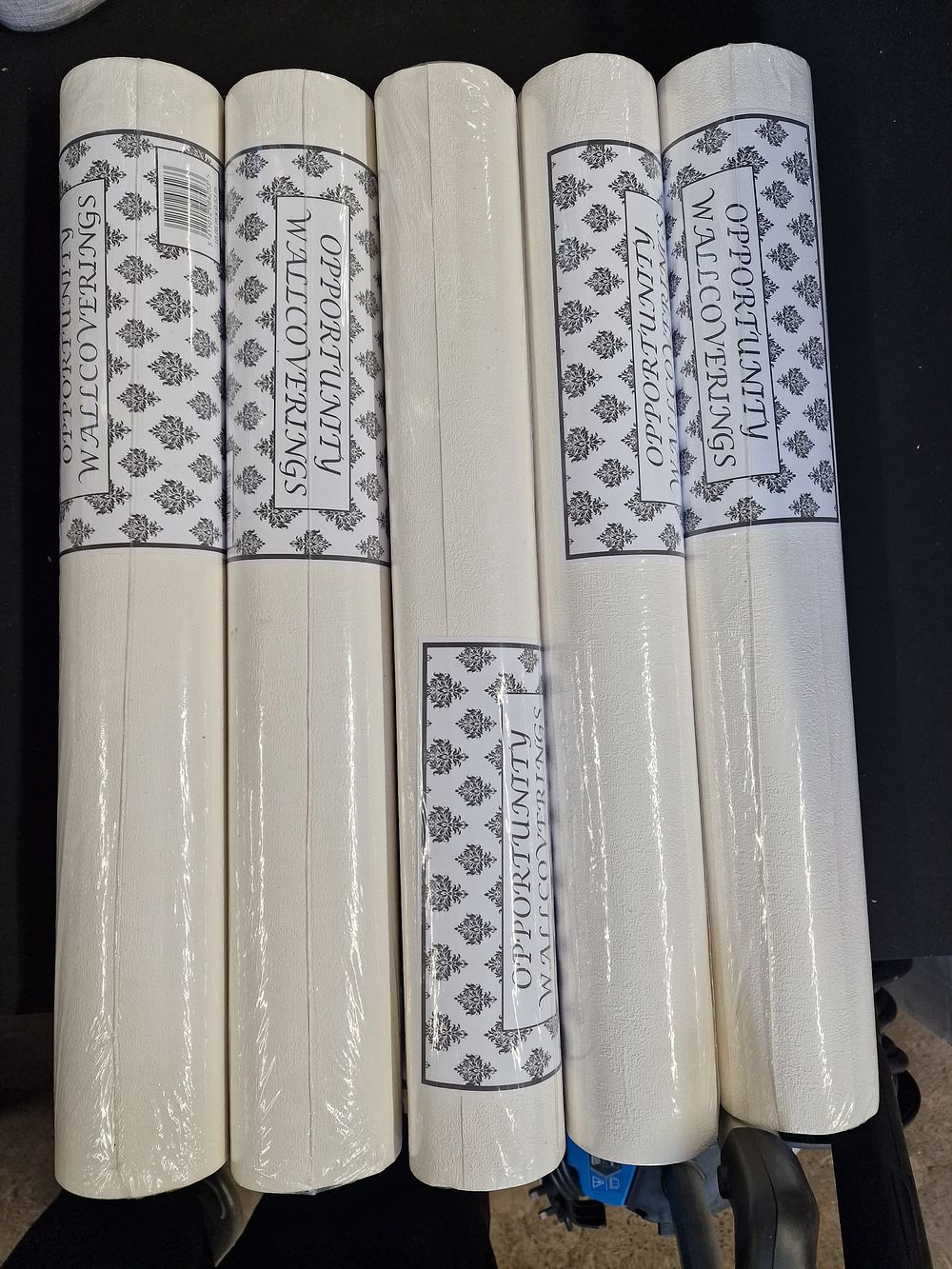 Lot 767: x5 Rolls Opportunity Wallcoverings Wallpaper