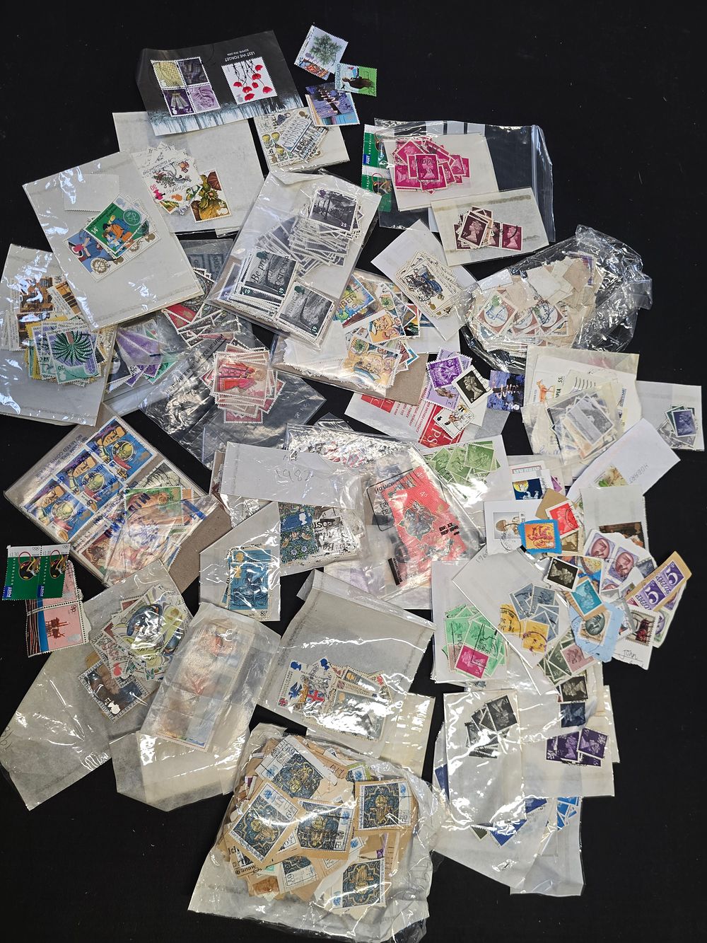 Lot 249: A very large collection of various vintage tsge stampsn