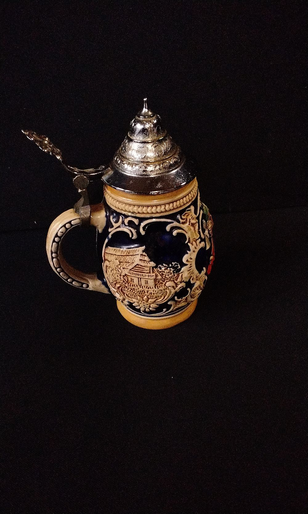 Lot 603: Stein