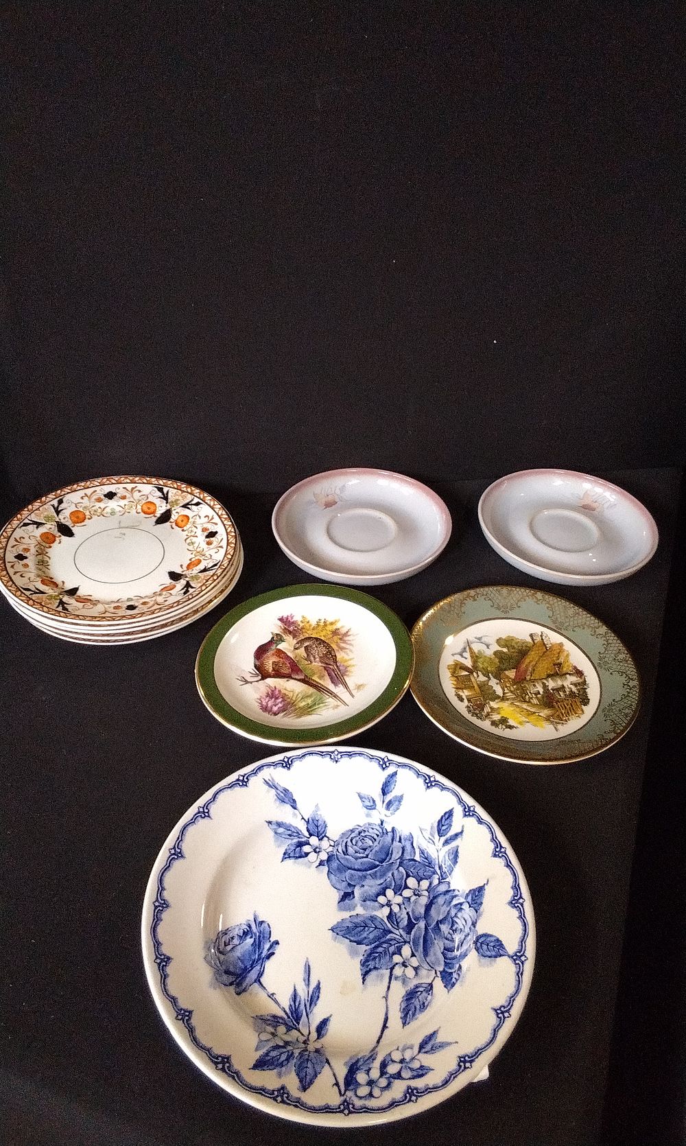 Lot 609: Plates